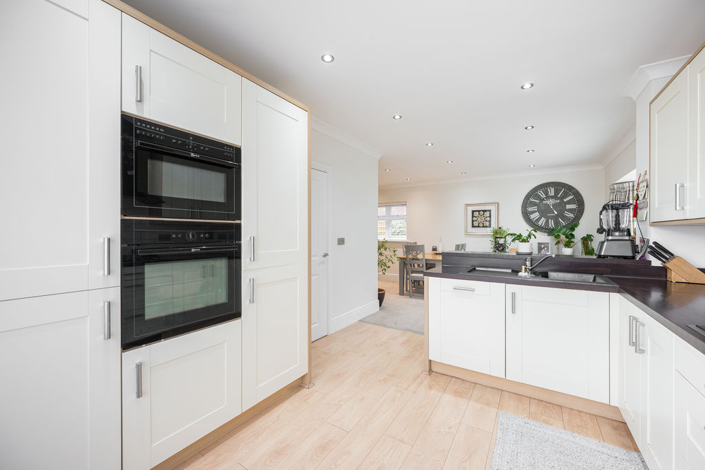 Kitchen / Dining Room- click for photo gallery